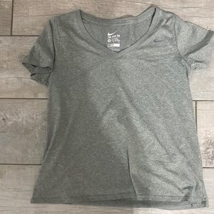 Nike Dri-Fit 
XL
Gray 
Womens Active